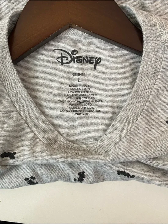 Disney Men’s Mickey Mouse Silhouette Grey Crewneck Shirt Sleeve T-Shirt Large - Picture 5 of 5
